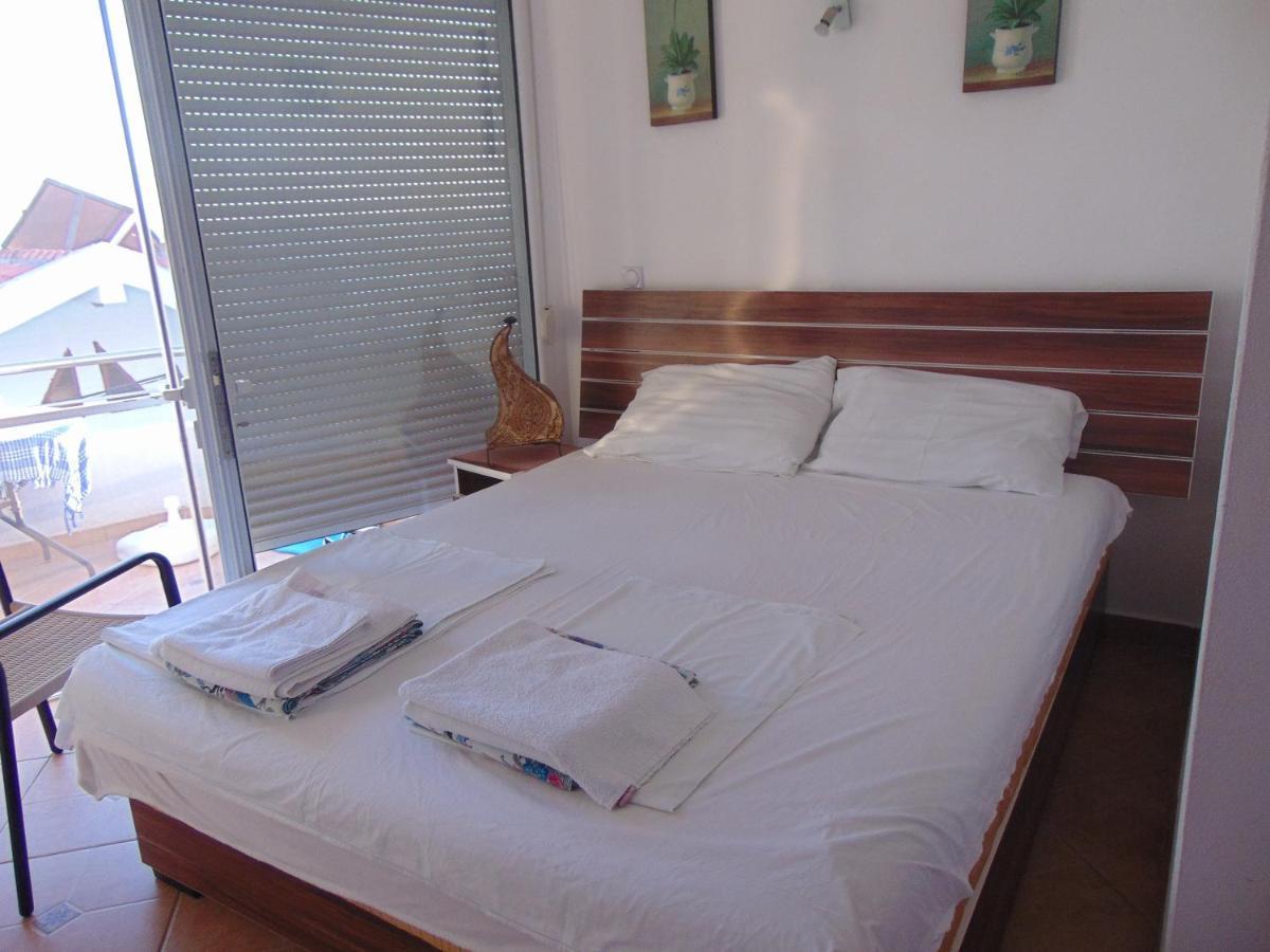 Vila Vito Apartment Dobra Voda Exterior photo
